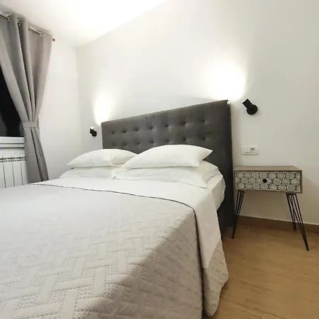 Karla ביבינייה