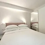 Karla Apartament *